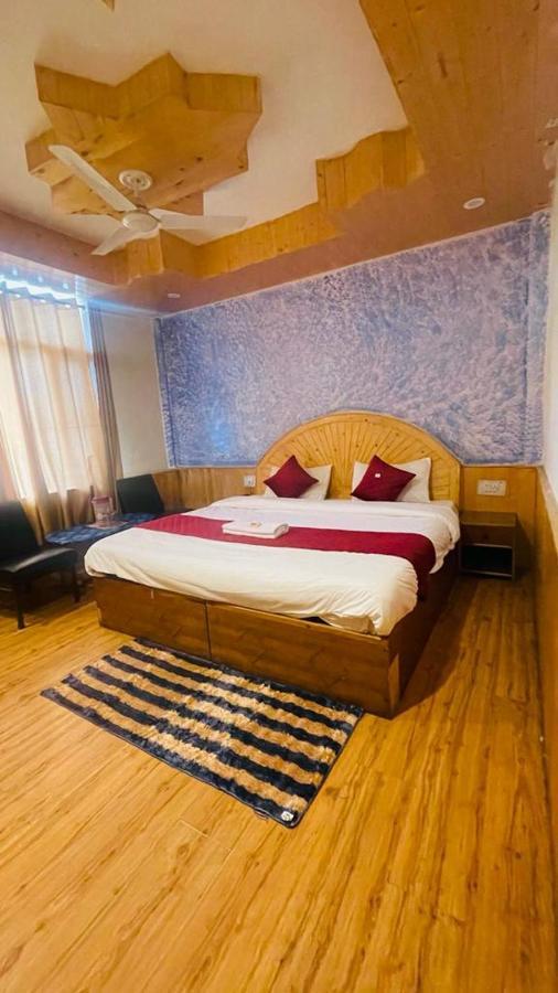 Sandhu Hotel & Restaurant Una  Екстериор снимка