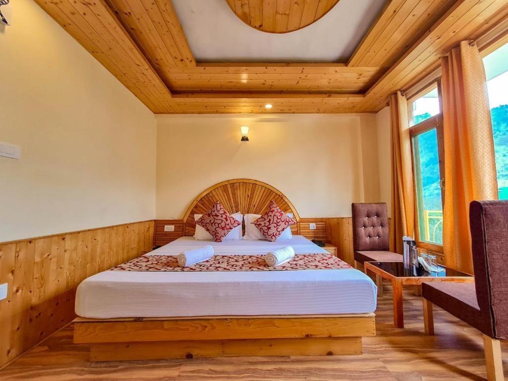 Sandhu Hotel & Restaurant Una  Екстериор снимка